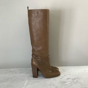 Yves Saint Laurent Boot